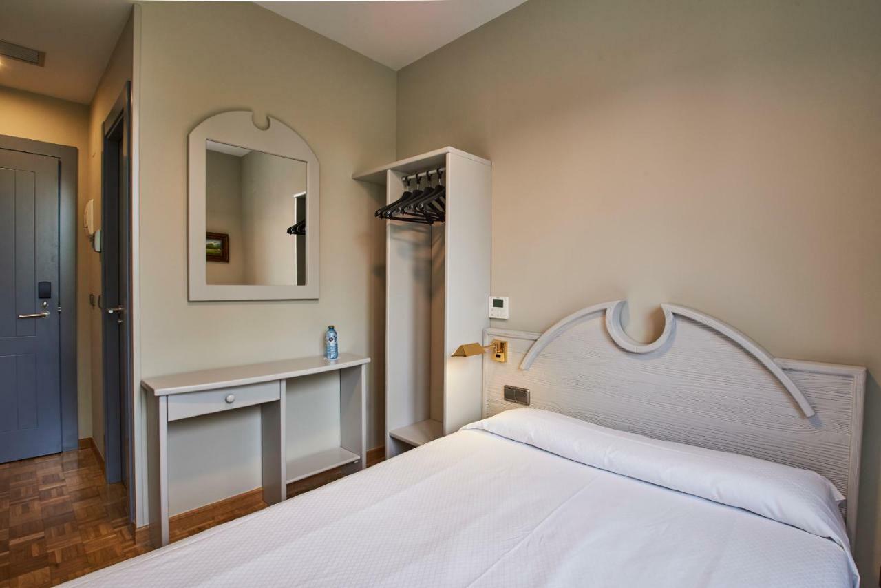 Sotopalacio Hsr Madrona Bagian luar foto