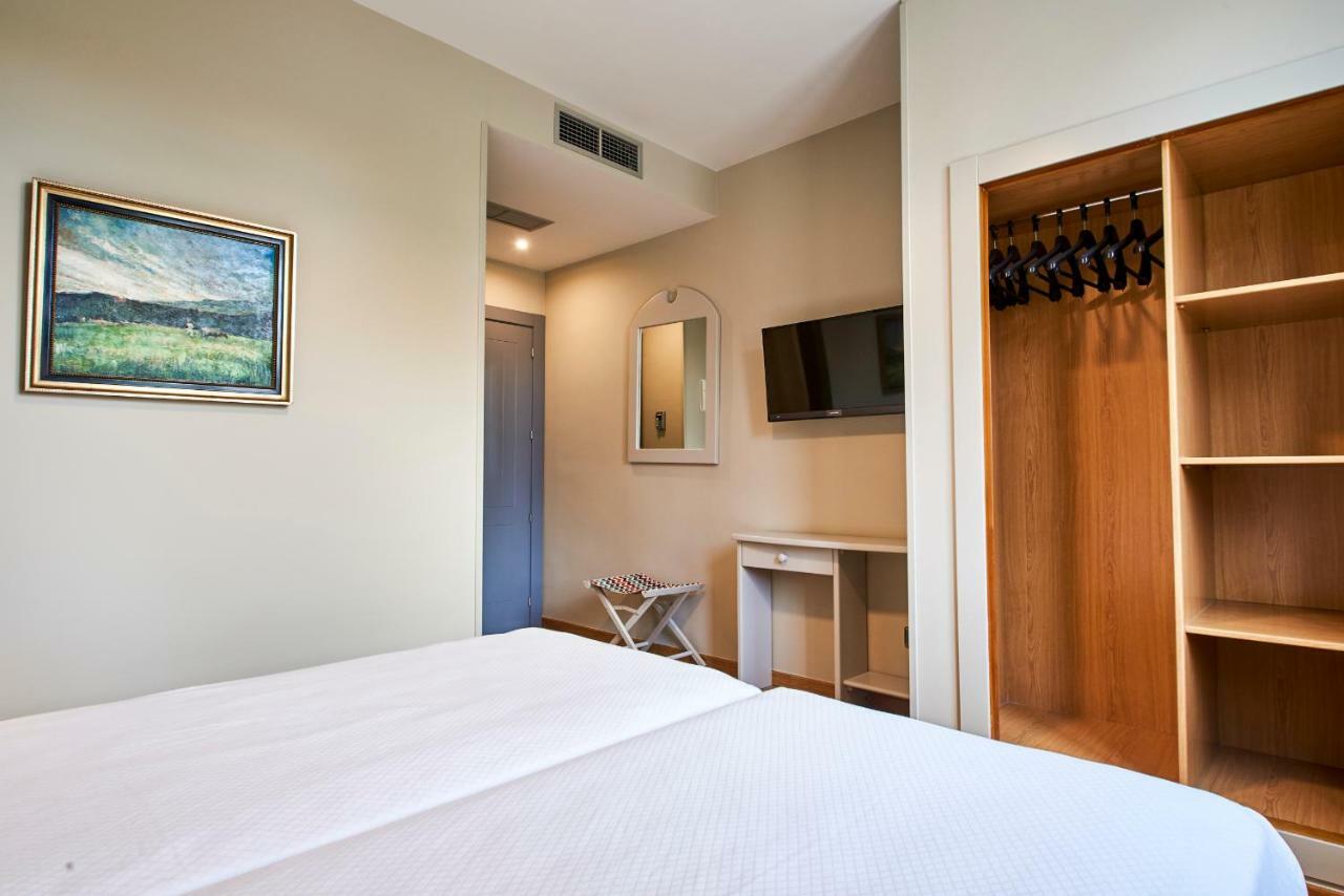 Sotopalacio Hsr Madrona Bagian luar foto