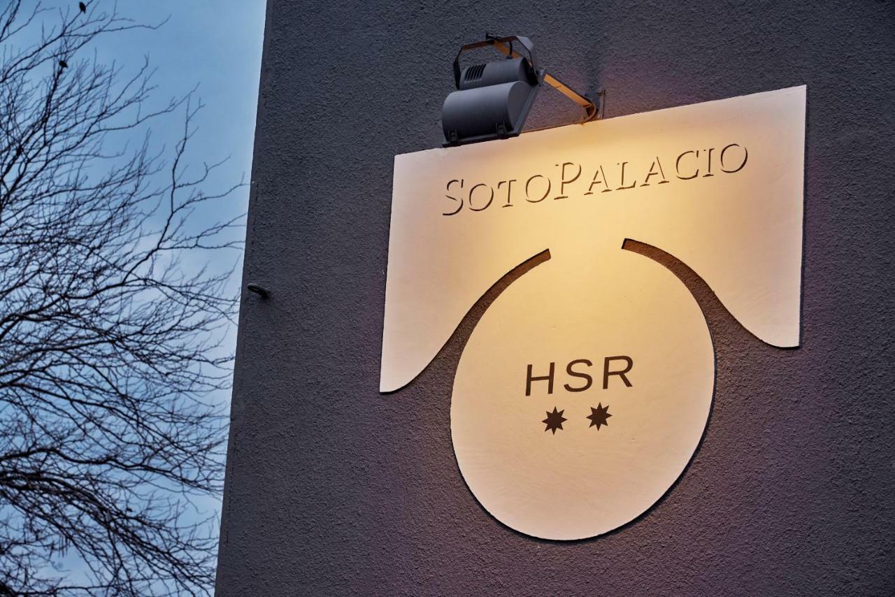Sotopalacio Hsr Madrona Bagian luar foto