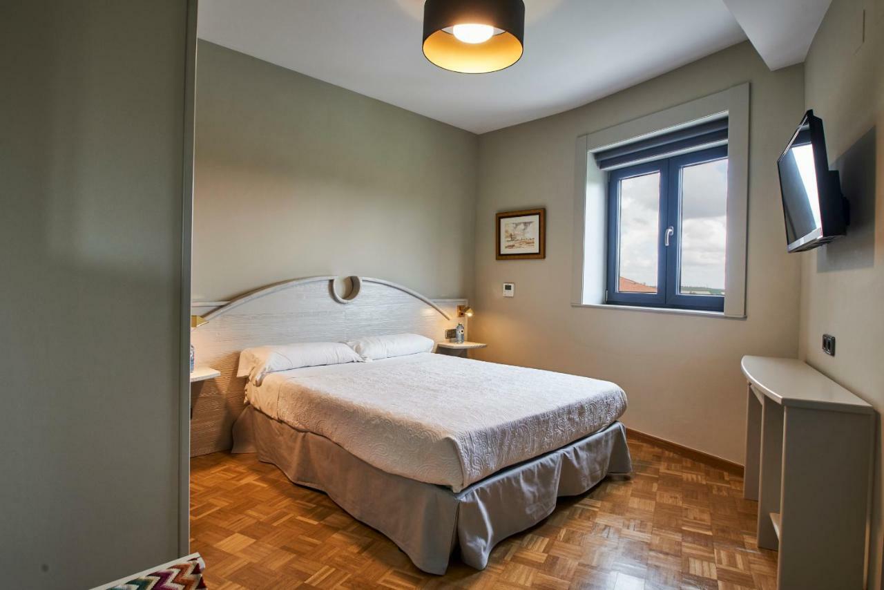 Sotopalacio Hsr Madrona Bagian luar foto
